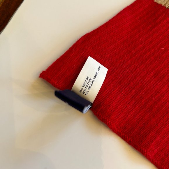 GAP Scarf - Picture 5 of 6